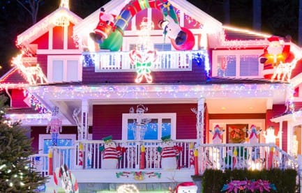 Top 5 Candy Cane Lanes in America for 2016