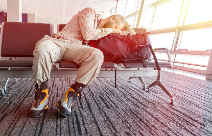 6 Games to Play When You’re Stuck at the Airport